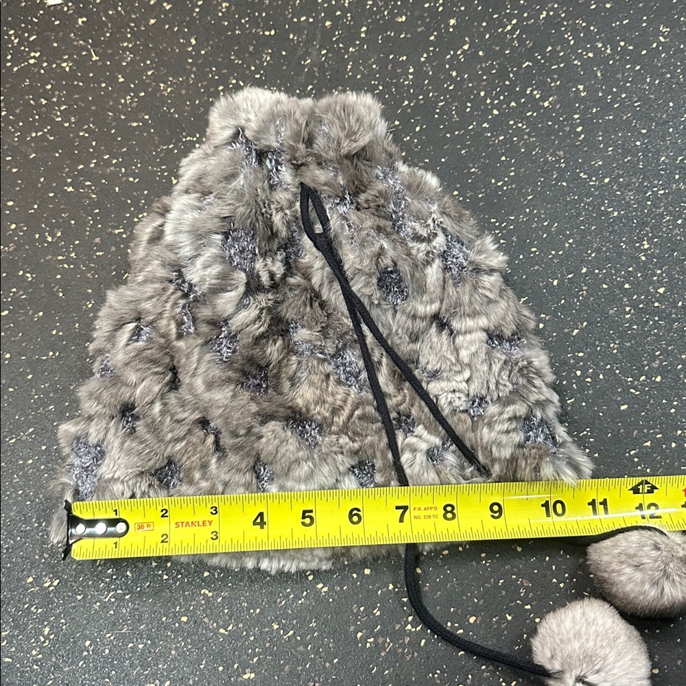 Gray Rabbit Fur Women's Hat - Picture 5 of 8